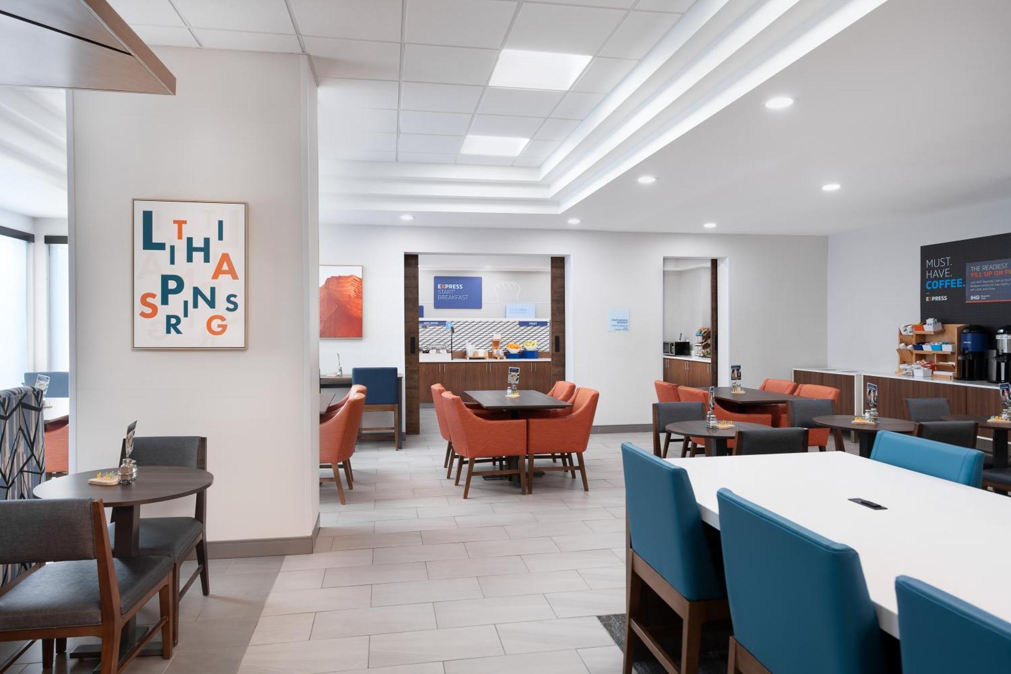 לית'יה ספרינגס Holiday Inn Express Atlanta West - Theme Park Area By Ihg מראה חיצוני תמונה